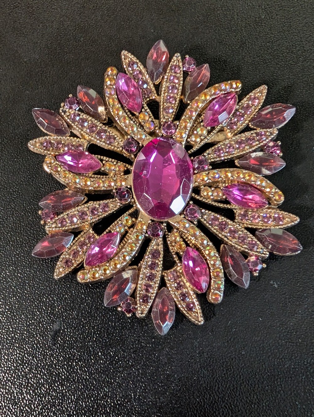 Elegant Pink Crystal Floral Brooch - Brand Unbranded